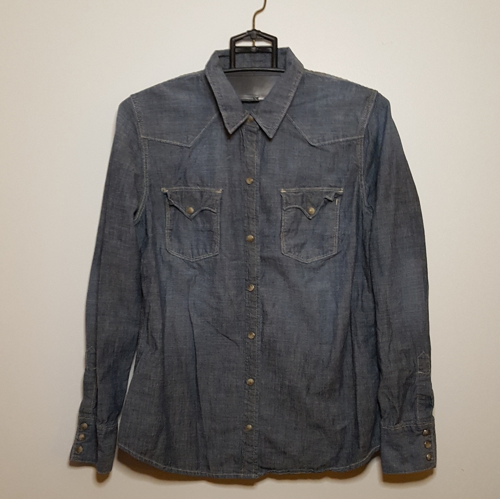 Women's Lucky Brand button down shirt